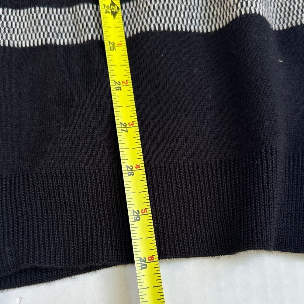 New GUESS BY MARCIANO Men's Black and Gray Full-Zip Sweater - Picture 4 of 8